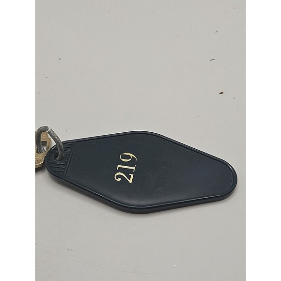 Vintage Hotel Motel Room Key Fob & Key #219 - Picture 3 of 12